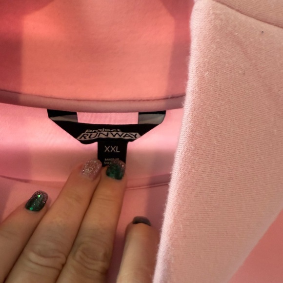 Pink Oversized - Picture 4 of 4